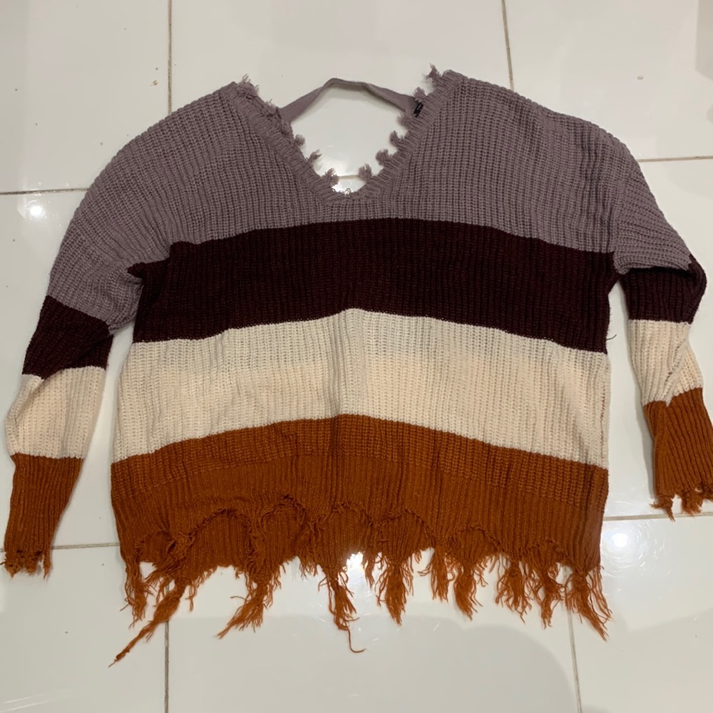 OVERSIZED SWEATER